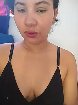 Yara0k online show from May 2026 11:49:01 AM