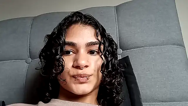 Snapshot of ZukyXYakihiro89 chatting on December 2024 02:01:02 PM ZukyXYakihiro89 online show from December 2024 02:01:02 PM