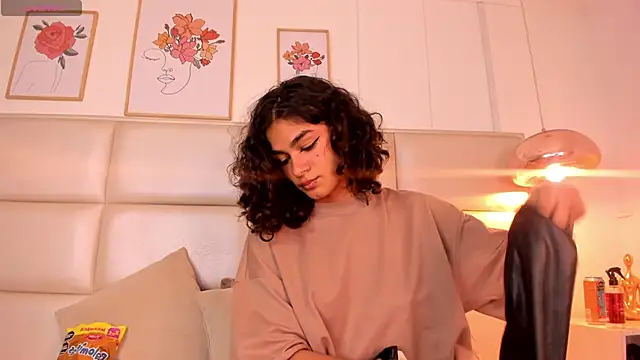 Snapshot of ZukyXYakihiro89 chatting on March 2025 08:49:01 PM ZukyXYakihiro89 online show from March 2025 08:49:01 PM