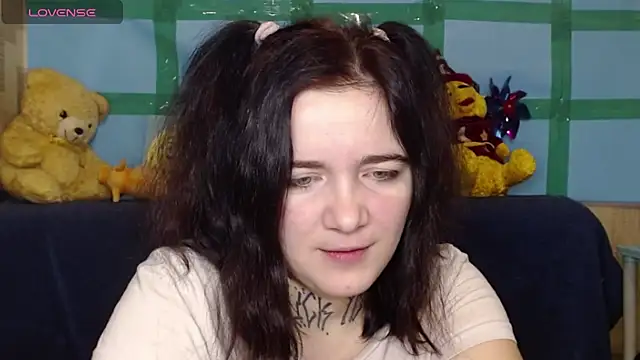 Snapshot of Yours_good_mood chatting on February 2025 06:43:01 AM Yours good mood online show from February 2025 06:43:01 AM