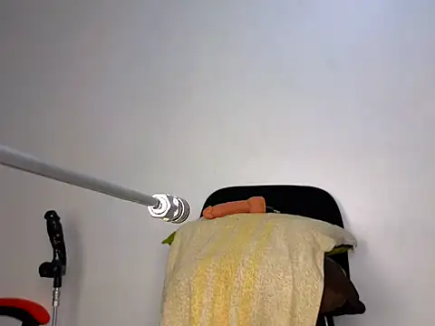 Snapshot of Fuck-Me-Daddyy chatting on September 2025 12:37:02 AM Fuck-Me-Daddyy online show from September 2025 12:37:02 AM