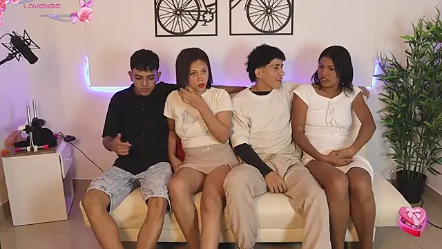 Snapshot of Crazy_nigth01 chatting on October 2025 01:37:02 AM Crazy nigth01 online show from October 2025 01:37:02 AM