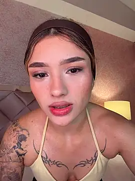 Arianavillada online show from May 2026 03:48:01 AM