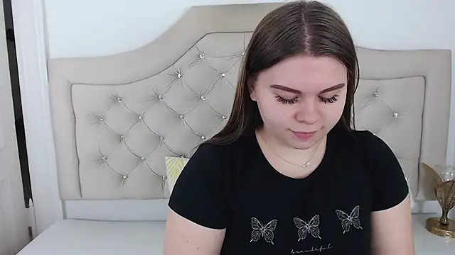 Snapshot of AbbyPleasure chatting on December 2024 09:40:02 AM AbbyPleasure online show from December 2024 09:40:02 AM