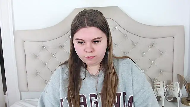 Snapshot of AbbyPleasure chatting on January 2025 01:53:01 PM AbbyPleasure online show from January 2025 01:53:01 PM