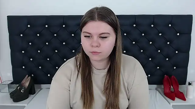 Snapshot of AbbyPleasure chatting on February 2025 01:14:01 PM AbbyPleasure online show from February 2025 01:14:01 PM