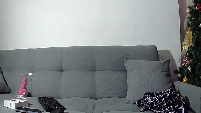 Snapshot of Katalleya_jyj chatting on January 2025 05:47:02 PM Katalleya jyj online show from January 2025 05:47:02 PM