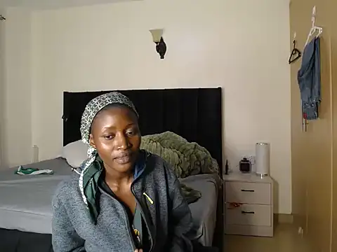 Snapshot of thicky_anncy chatting on August 2026 09:02:01 PM thicky anncy online show from August 2026 09:02:01 PM
