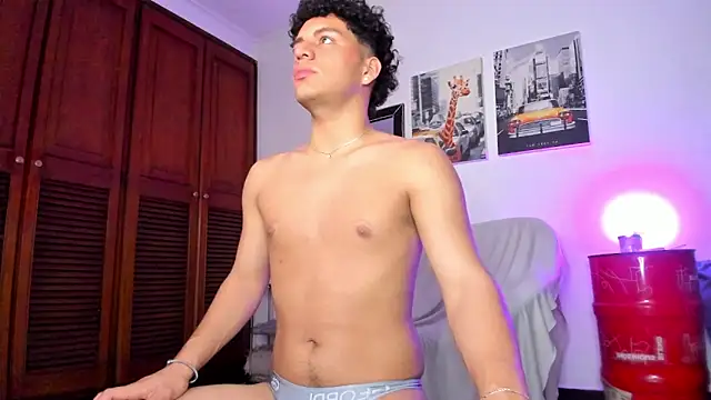 Curlblue online show from March 2025 04:15:02 AM