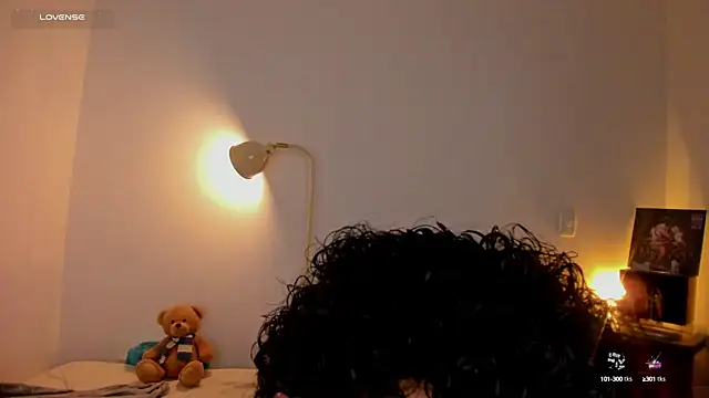 Curlblue online show from October 2025 04:07:01 AM