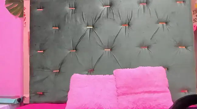 Snapshot of Hellen__4master chatting on January 2025 10:54:01 AM Hellen 4master online show from January 2025 10:54:01 AM