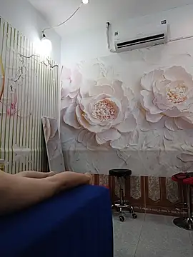 zizi public online show from May 2026 01:56:01 AM
