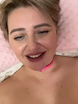 Snapshot of LadyLolyPop_ chatting on January 2025 11:48:01 AM LadyLolyPop online show from January 2025 11:48:01 AM