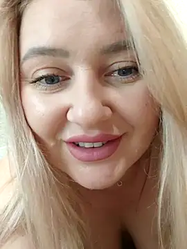 Snapshot of LadyLolyPop_ chatting on October 2025 03:25:02 AM LadyLolyPop online show from October 2025 03:25:02 AM