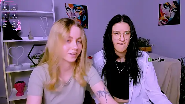 Snapshot of scarlet_mooore chatting on February 2025 08:39:01 PM scarlet mooore online show from February 2025 08:39:01 PM