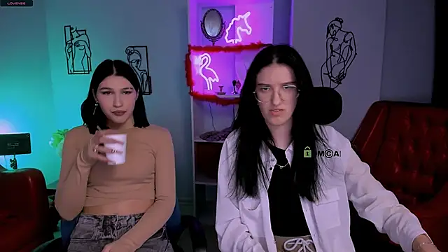 Snapshot of scarlet_mooore chatting on March 2025 08:54:01 PM scarlet mooore online show from March 2025 08:54:01 PM