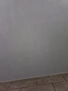 Snapshot of By_Aninha chatting on April 2026 01:00:02 AM By Aninha online show from April 2026 01:00:02 AM