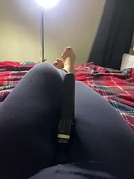 Ceyceys online show from December 2024 04:36:02 PM