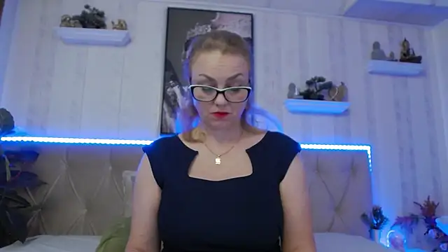 LadyJeen online show from July 2026 10:50:01 AM