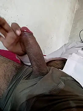 Snapshot of Pussy_lover_33 chatting on February 2025 10:22:01 AM Pussy lover 33 online show from February 2025 10:22:01 AM