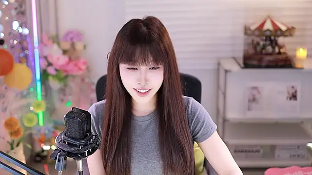 SleepArtist online show from December 2025 08:12:01 AM