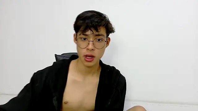 Snapshot of Jacotnk chatting on January 2025 05:10:02 AM Jacotnk online show from January 2025 05:10:02 AM