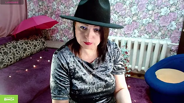 Julia-ru online show from November 2025 08:53:01 PM