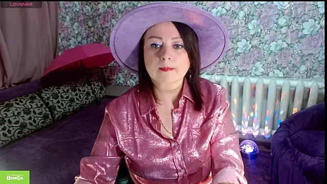 Julia-ru online show from May 2026 08:05:01 PM