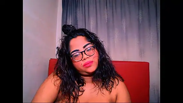 Indian Lola00 online show from October 2025 06:28:02 PM