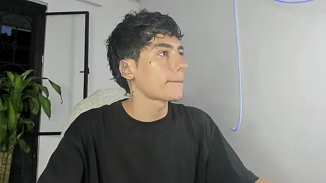 sebas rose online show from September 2025 10:56:02 PM