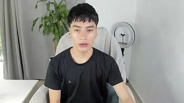 sebas rose online show from October 2025 04:30:01 PM