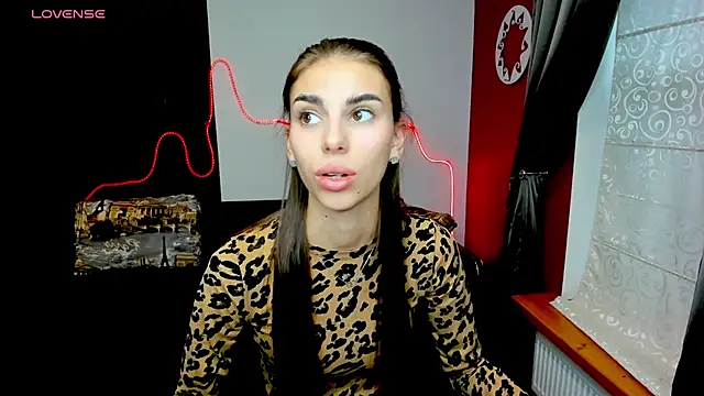 EmmyGreans online show from September 2025 06:37:02 AM