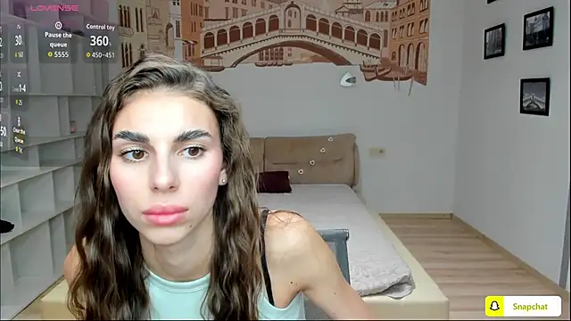 EmmyGreans online show from October 2025 12:03:02 PM