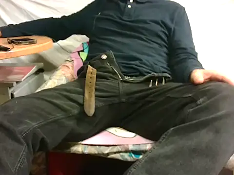 Giulio35 Pika online show from December 2025 04:16:01 PM