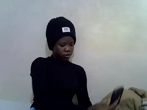 hey its andreana online show from March 2026 04:33:01 PM