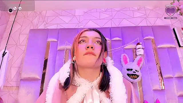 Snapshot of Broklinwhite_ chatting on December 2024 07:31:02 PM Broklinwhite online show from December 2024 07:31:02 PM