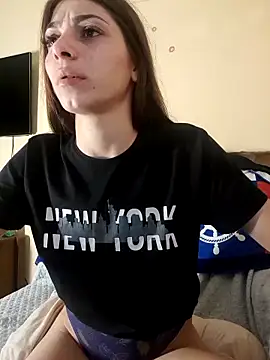 Snapshot of AntoniaHottie chatting on March 2025 03:20:02 PM AntoniaHottie online show from March 2025 03:20:02 PM