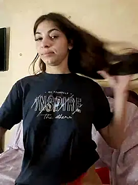 Snapshot of AntoniaHottie chatting on March 2025 09:09:01 AM AntoniaHottie online show from March 2025 09:09:01 AM