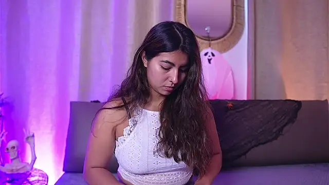 ShelleyMorell online show from October 2025 02:29:01 PM