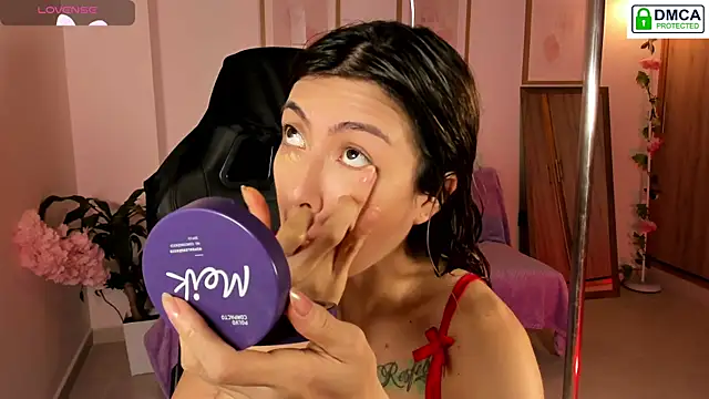 Lilabril online show from January 2026 02:43:01 PM