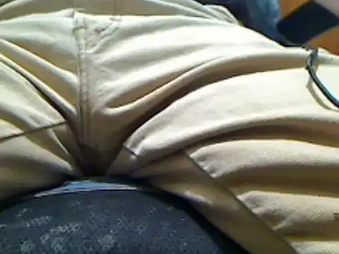 markluvskitty online show from December 2024 01:22:02 PM