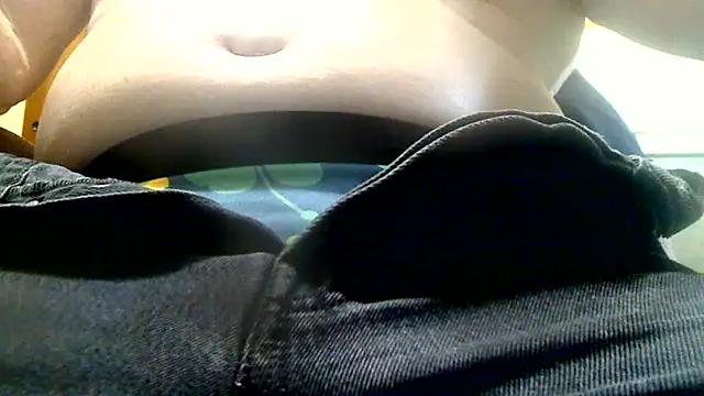 markluvskitty online show from October 2025 04:59:02 PM