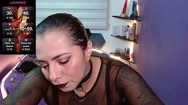 Snapshot of Alexa_Slavehot777 chatting on October 2025 11:46:01 PM Alexa Slavehot777 online show from October 2025 11:46:01 PM