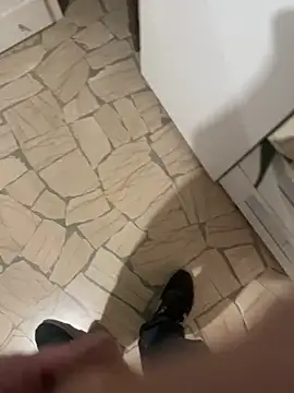 Edosxxl online show from November 2025 12:44:01 AM