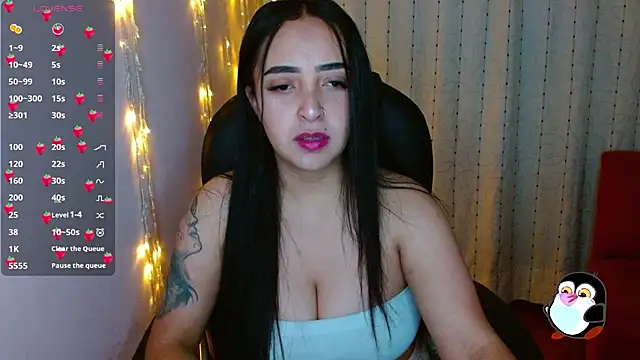 Snapshot of AmberGoddess_ chatting on January 2025 04:37:01 AM AmberGoddess online show from January 2025 04:37:01 AM