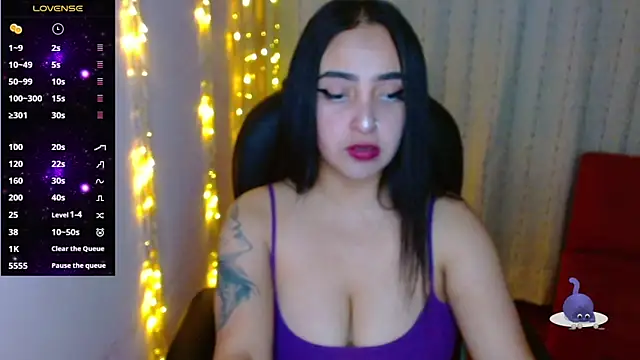 Snapshot of AmberGoddess_ chatting on February 2025 06:32:01 AM AmberGoddess online show from February 2025 06:32:01 AM