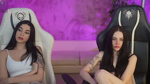 Snapshot of Tina_Breeze chatting on February 2025 02:34:01 PM Tina Breeze online show from February 2025 02:34:01 PM