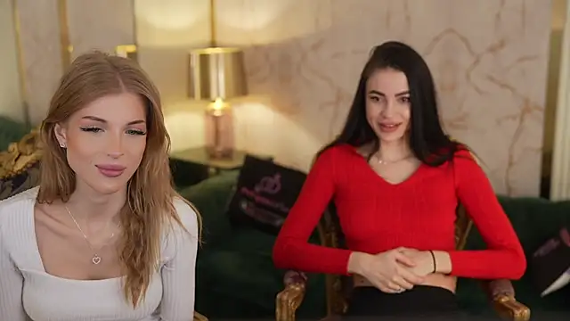 Snapshot of Tina_Breeze chatting on October 2025 07:40:01 AM Tina Breeze online show from October 2025 07:40:01 AM