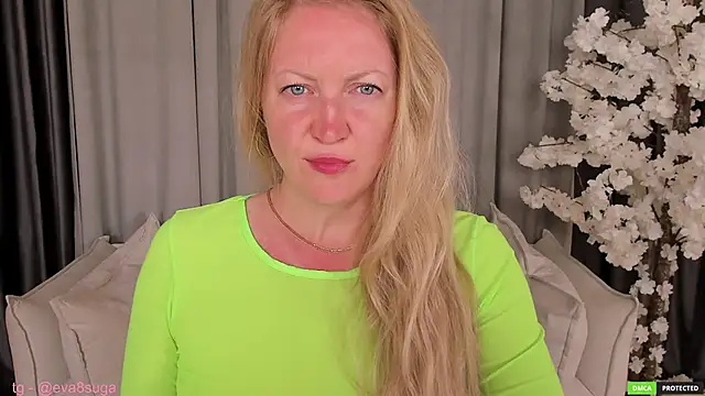 Snapshot of sugamomy chatting on February 2025 12:32:01 AM sugamomy online show from February 2025 12:32:01 AM