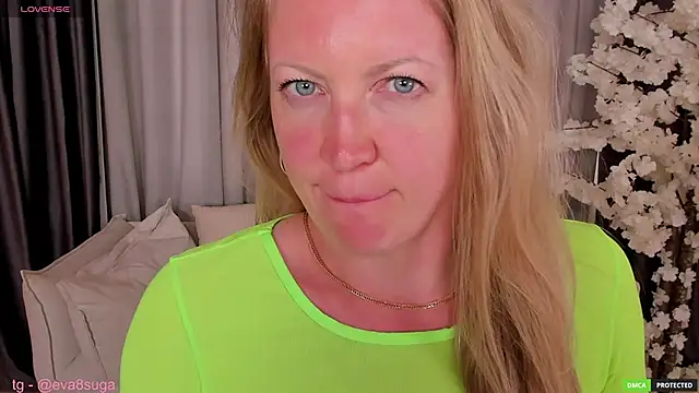 Snapshot of sugamomy chatting on February 2025 06:43:02 AM sugamomy online show from February 2025 06:43:02 AM